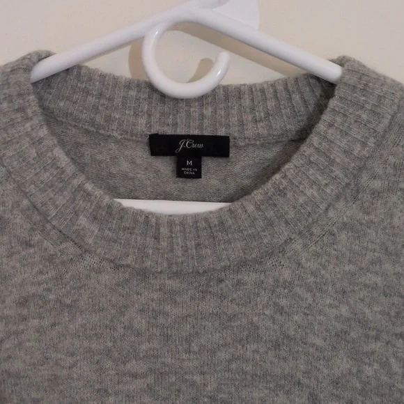 J Crew Heather Gray Crew Neck Sweater Merino Wool/Alpaca Size M - Picture 4 of 5